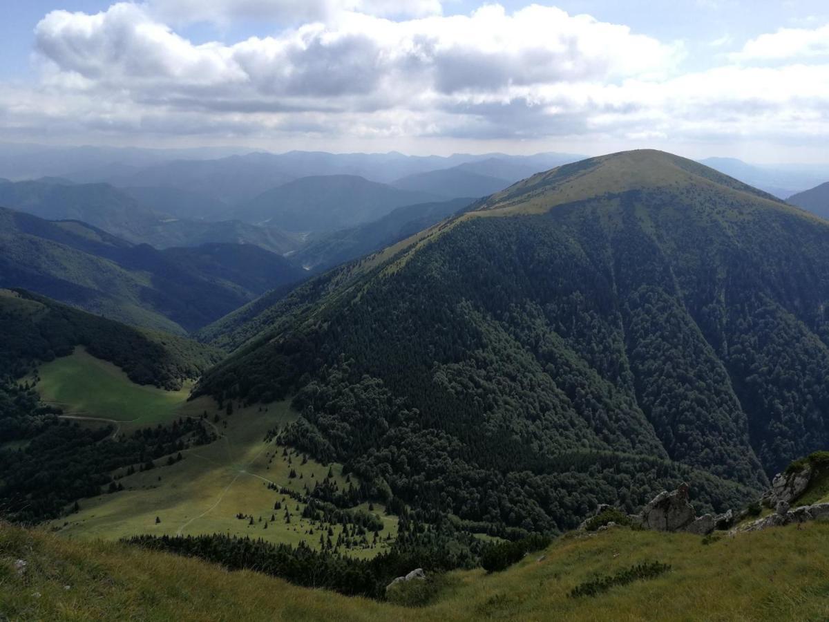 Chalupa Pri Gruni Zázrivá Exteriör bild