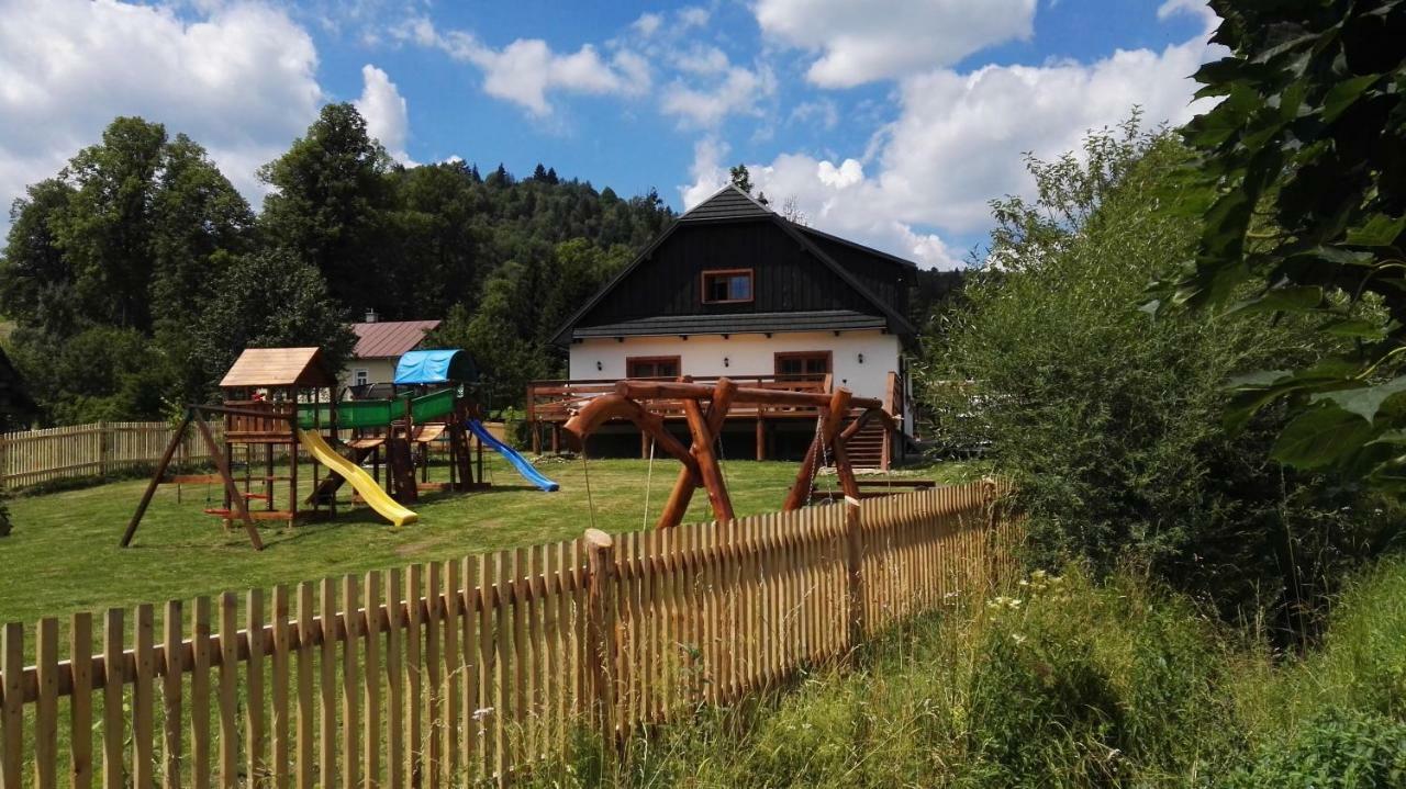 Chalupa Pri Gruni Zázrivá Exteriör bild